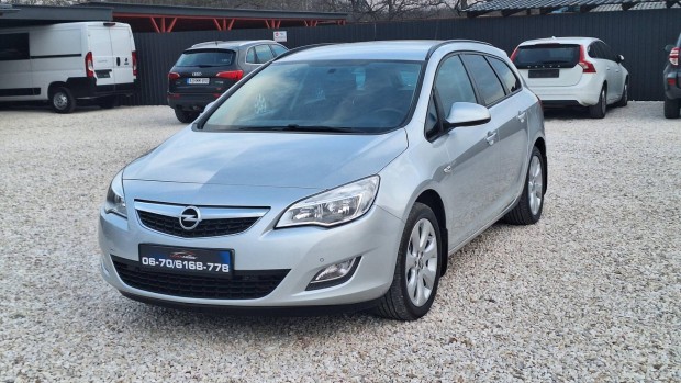 Opel Astra J Sports Tourer 1.4 Cosmo �l�s f�t�s...