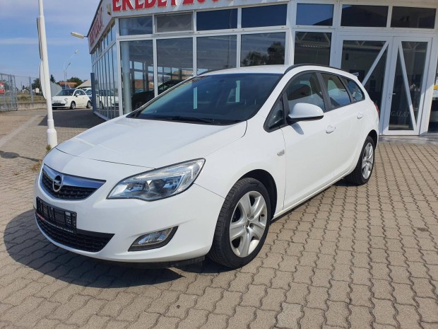 Opel Astra J Sports Tourer 1.4 Enjoy szp llap...