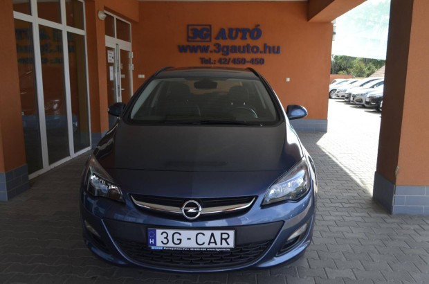Opel Astra J Sports Tourer 1.4 Sport ! 1.Tulajd...