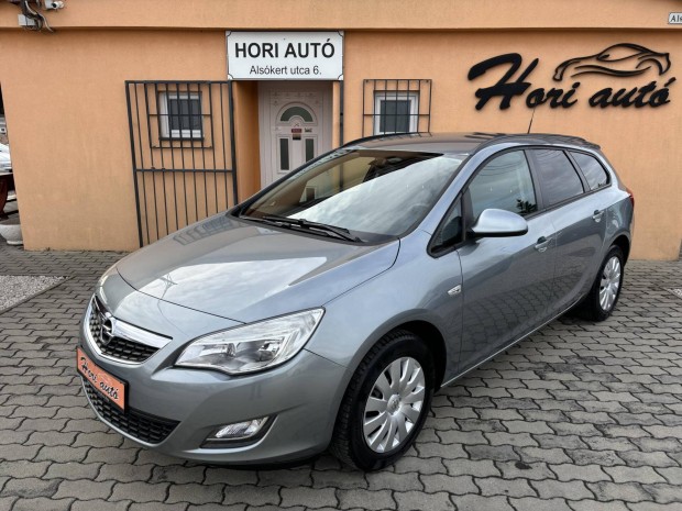 Opel Astra J Sports Tourer 1.4 T 1.Tulaj! SZERV...