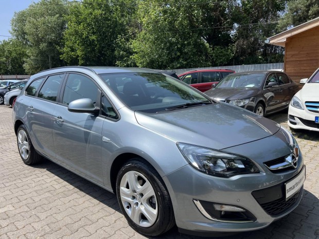 Opel Astra J Sports Tourer 1.4 T Cosmo EURO6 MU...
