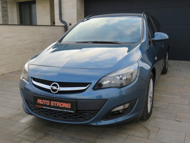 Opel Astra J Sports Tourer 1.4 T Cosmo (Automat...