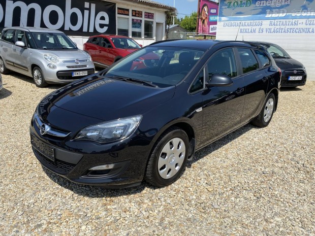 Opel Astra J Sports Tourer 1.4 T Sport