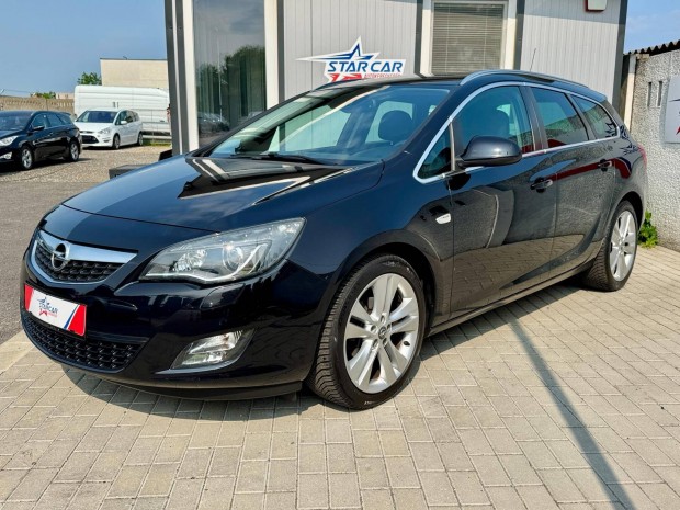 Opel Astra J Sports Tourer 1.4 T Sport Xenon /...
