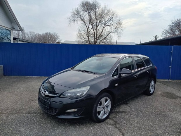 Opel Astra J Sports Tourer 1.4 T Start-Stop Enj...
