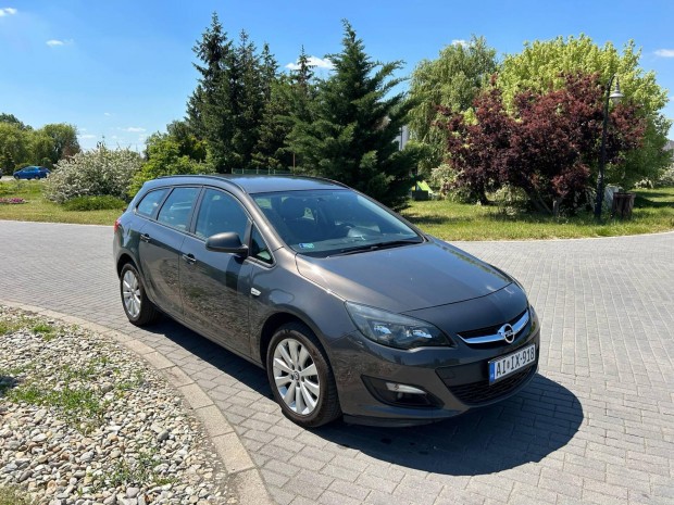 Opel Astra J Sports Tourer 1.6 CDTI Start-Stop...