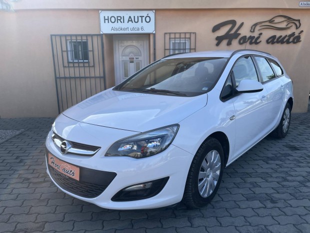 Opel Astra J Sports Tourer 1.6 Edition 1 Tulaj!...