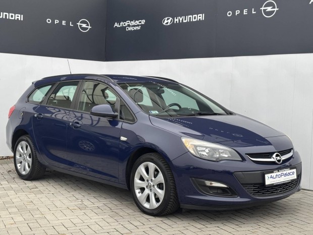 Opel Astra J Sports Tourer 1.6 Enjoy / 103e km...