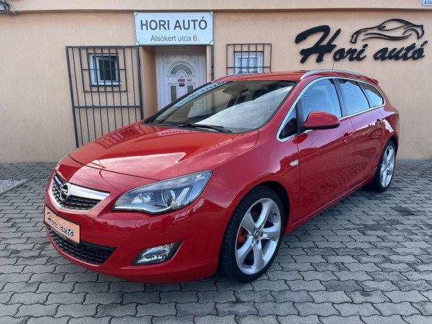 Opel Astra J Sports Tourer 1.7CDTI Sport Friss...