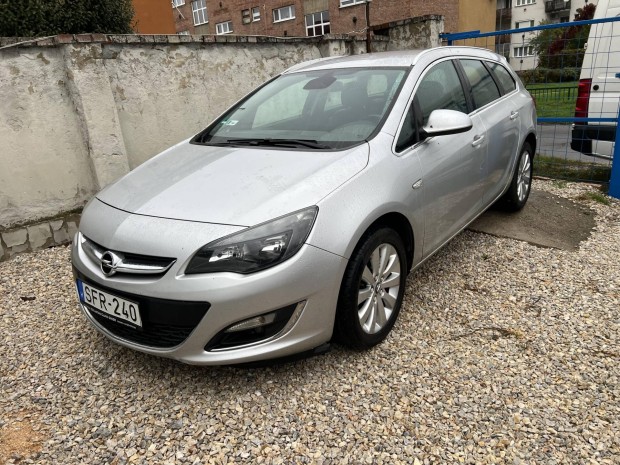 Opel Astra J Sports Tourer 1.7 CDTI Active MANU...