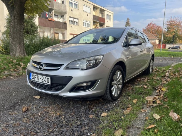 Opel Astra J Sports Tourer 1.7 CDTI Active MANU...