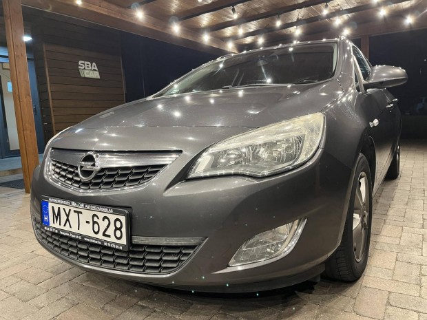 Opel Astra J Sports Tourer 1.7 CDTI Active Mxt-628