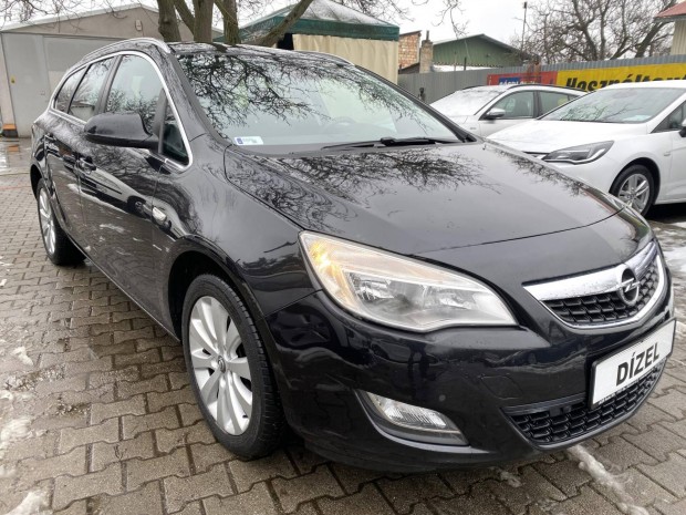 Opel Astra J Sports Tourer 1.7 CDTI Cosmo 17-es...