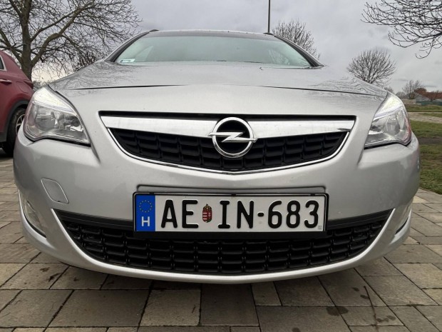 Opel Astra J Sports Tourer 1.7 CDTI Cosmo Navi....