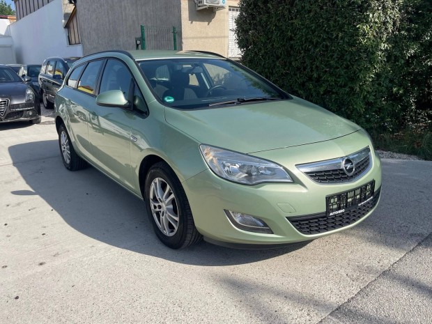 Opel Astra J Sports Tourer 1.7 CDTI Cosmo / Vg...