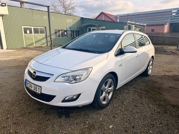 Opel Astra J Sports Tourer 1.7 CDTI Enjoy