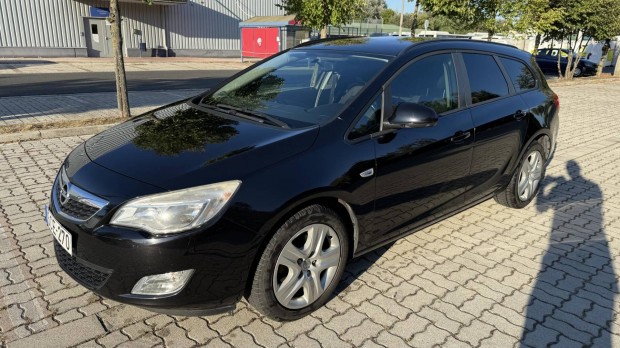 Opel Astra J Sports Tourer 1.7 CDTI Enjoy Alkal...