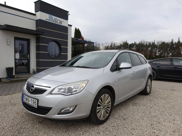 Opel Astra J Sports Tourer 1.7 CDTI Enjoy Gazda...