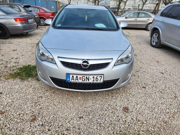 Opel Astra J Sports Tourer 1.7 CDTI Selection