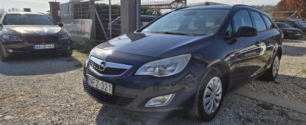 Opel Astra J Sports Tourer 1.7 CDTI Sport 1 év...