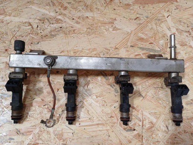 Opel Astra J (2009-2015) 1.4 Benzines Injektor Garnitra