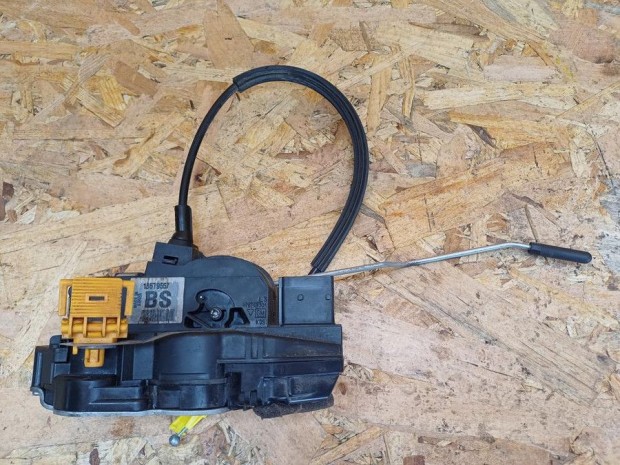 Opel Astra J (2009-2015) Bal H�ts� Ajt� K�zponti Z�r