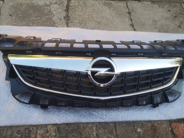 Opel Astra J facelift el�tti h�t�r�cs