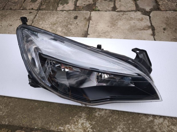 Opel Astra J gyri Hella izzs fnyszr