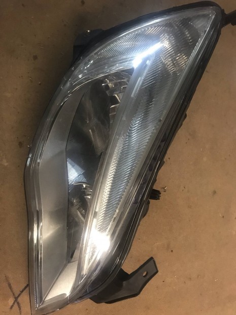 Opel Astra J jobb első lámpa