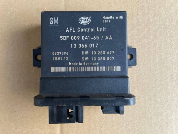 Opel Astra J kanyarkvet fnyszr vezrlegysg 13366017 AFL