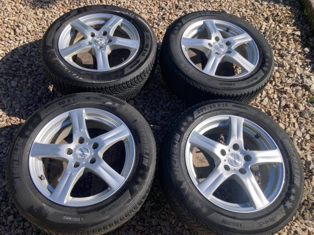 Opel Astra J téli kerekek 205/60 R16