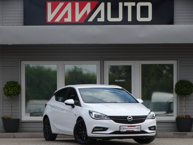 Opel Astra K 1.4 Excite 1.Tulaj-101eKM-Szervzk...