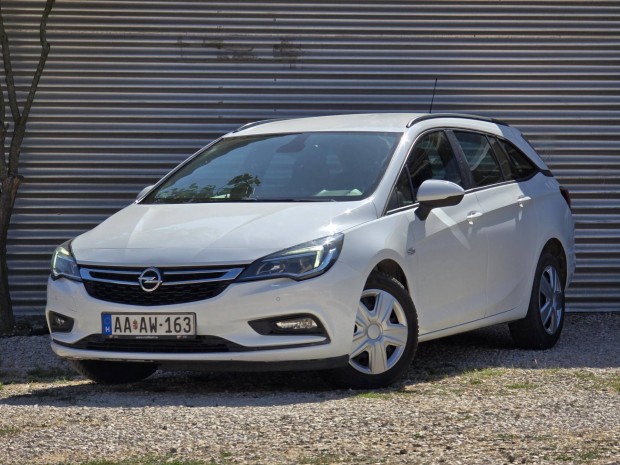 Opel Astra K 1.4 T Enjoy MO-I! 1Tulaj! SZ.Könyv...