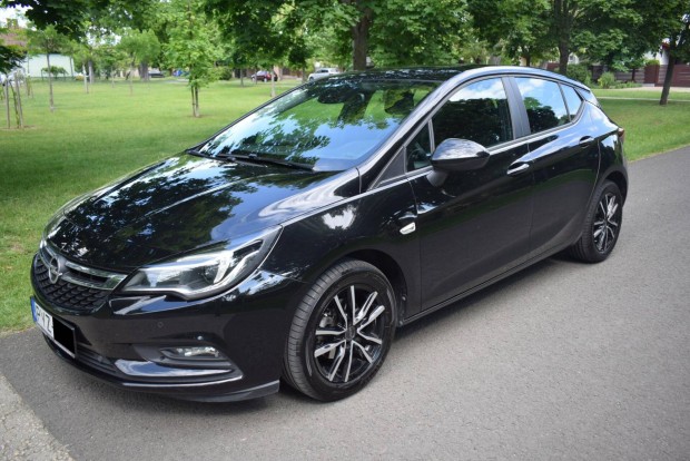 Opel Astra K 1.4 T Enjoy M.O-i ! 1. Tulaj! 150LE