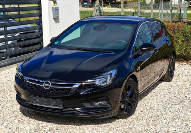 Opel Astra K 1.6 T Start-Stop Innovation Törésm...