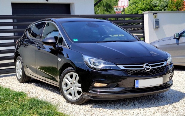 Opel Astra K 1.6 T Start-Stop Innovation Törésm...