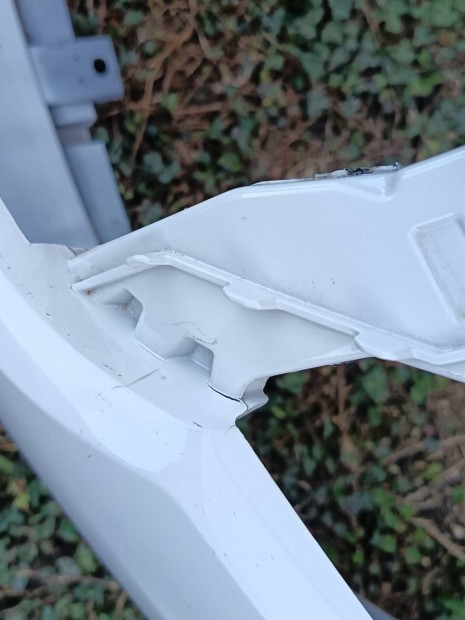 Opel Astra K 2015-2021 első lökhárító PDC üres 3017777100