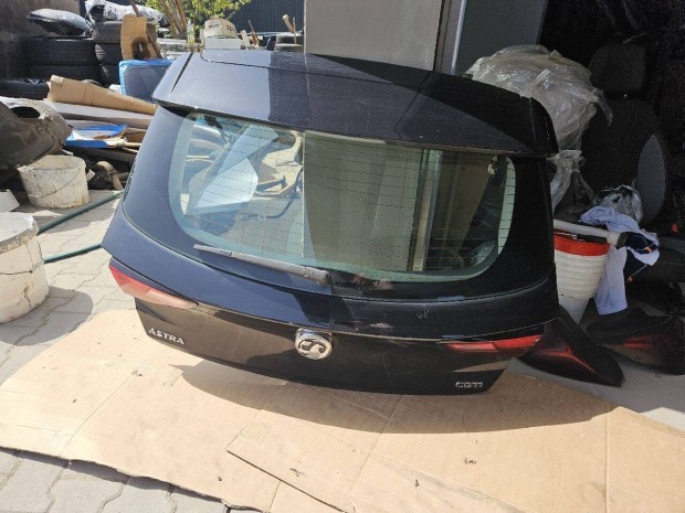 Opel Astra K Csomagtrajt Fekete 5 Ajts 7082