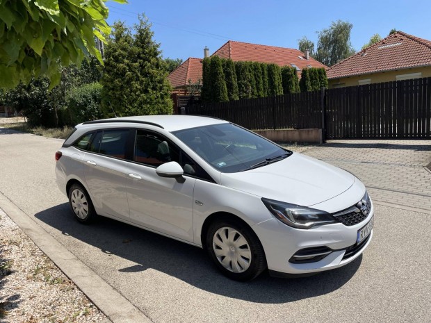 Opel Astra K Sports Tourer 1.2 T Edition magyar...