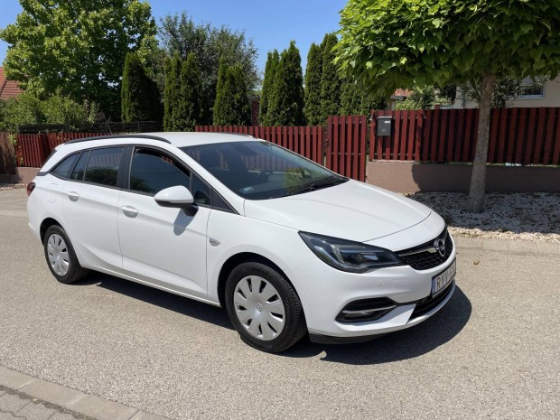 Opel Astra K Sports Tourer 1.2 T Edition magyar...