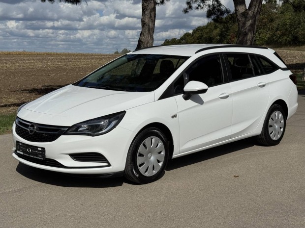 Opel Astra K Sports Tourer 1.4 T Dynamic Magyar...