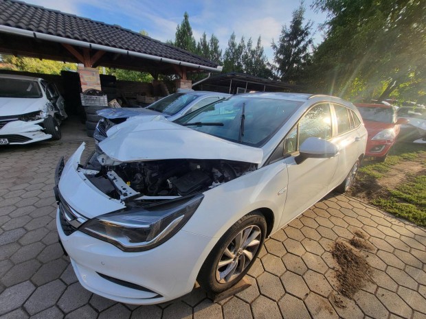 Opel Astra K Sports Tourer 1.4 T Enjoy 64517km!...