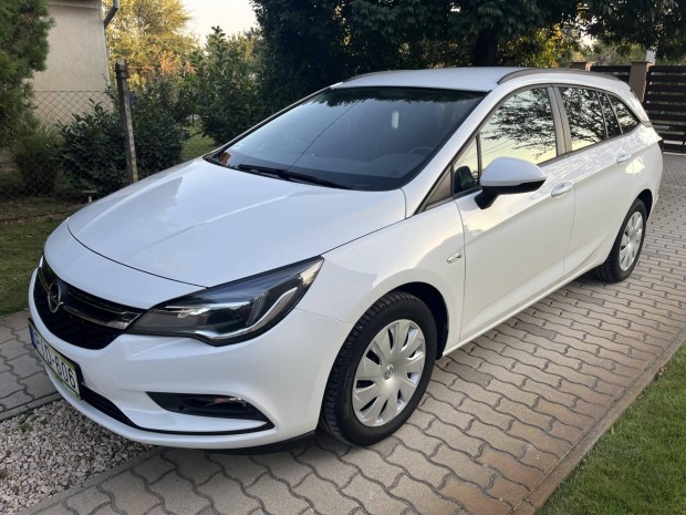 Opel Astra K Sports Tourer 1.4 T Enjoy Magyaror...