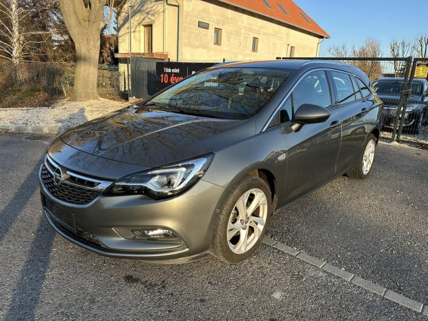 Opel Astra K Sports Tourer 1.4 T Innovation iLu...