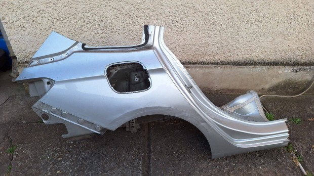 Opel Astra K Sports Tourer jobb hátsó sárvédő
