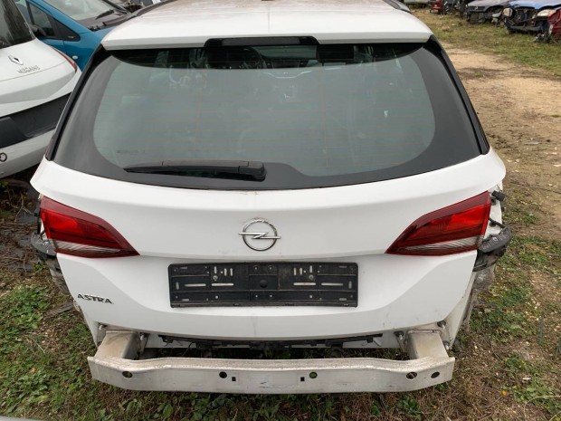 Opel Astra K Tourer Kombi Csomagtrajt