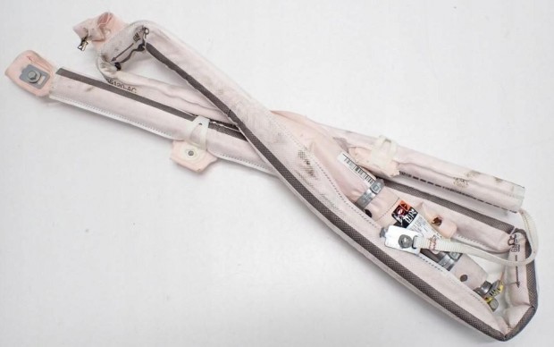 Opel Astra K kombi jobb fggnylgzsk 39187600