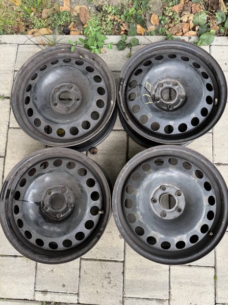 Opel Astra K lemez felni 5X105 Et41
