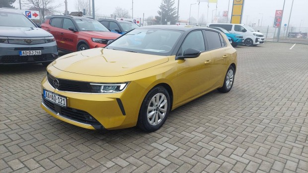 Opel Astra L 1.2 T Business Edition Vezetett sz...