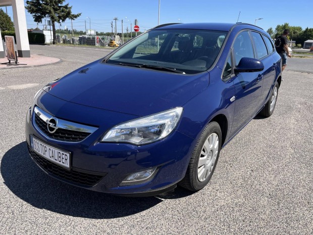 Opel Astra Sports Tourer 1.6 Selection igzazolt...